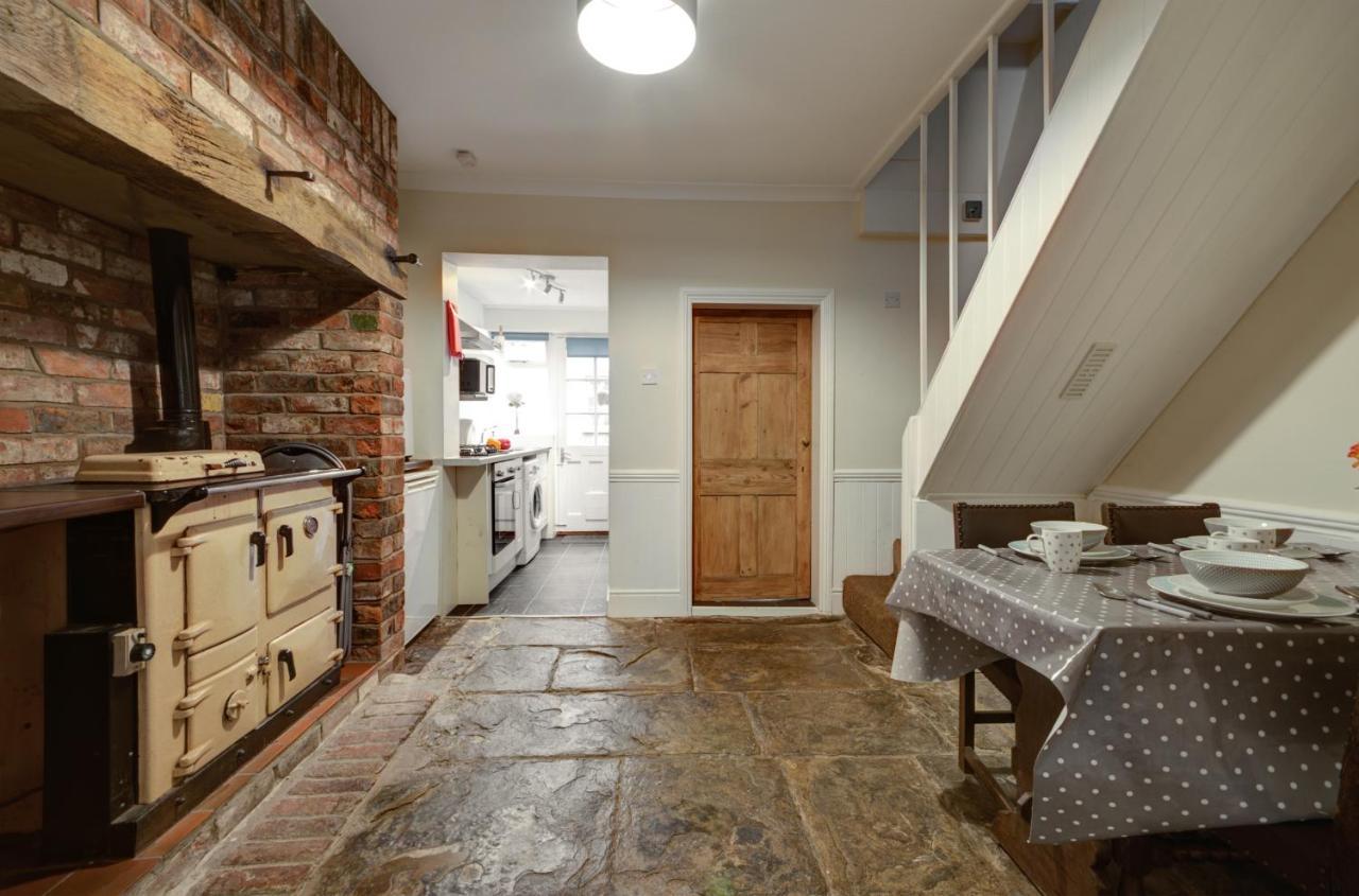 Pansy Cottage In Historic Tewkesbury - Sleeps 5 - Pets Welcome Экстерьер фото